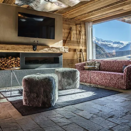 The Peak-11 By Interhome